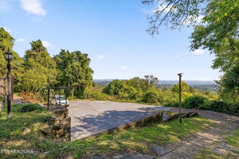 Tiny photo for 190 N Crest Rd #4, Chattanooga, TN 37404 (MLS # 1360199)