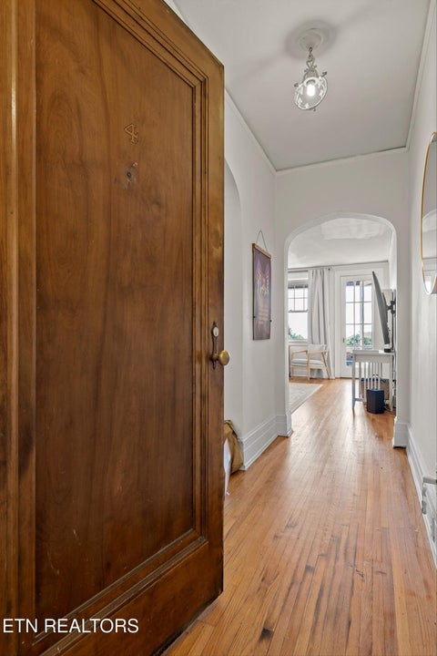 Tiny photo for 190 N Crest Rd #4, Chattanooga, TN 37404 (MLS # 1360199)