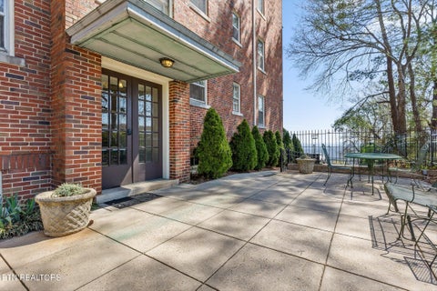 Tiny photo for 190 N Crest Rd #4, Chattanooga, TN 37404 (MLS # 1360199)