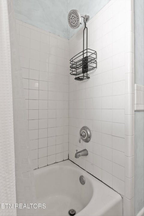 Tiny photo for 190 N Crest Rd #4, Chattanooga, TN 37404 (MLS # 1360199)