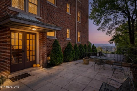 Tiny photo for 190 N Crest Rd #4, Chattanooga, TN 37404 (MLS # 1360199)