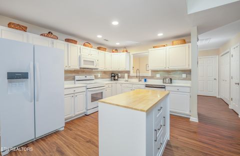 Tiny photo for 10101 Bellflower Way #11, Knoxville, TN 37932 (MLS # 1319264)