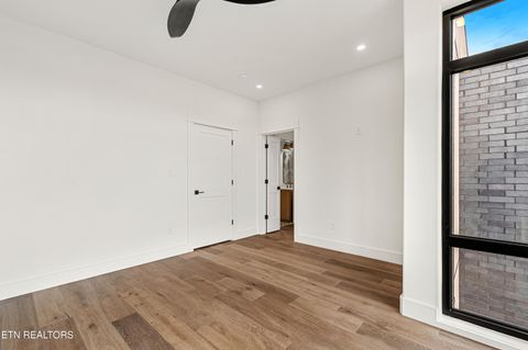 Tiny photo for 3976 Midland Ave, Knoxville, TN 37919 (MLS # 1328297)