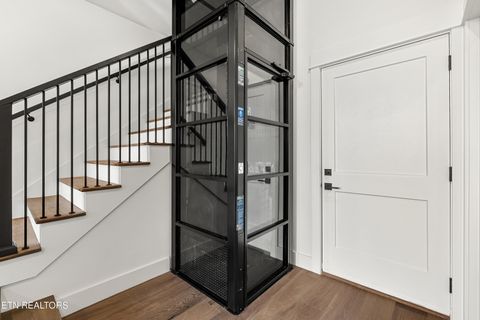 Tiny photo for 3976 Midland Ave, Knoxville, TN 37919 (MLS # 1328297)