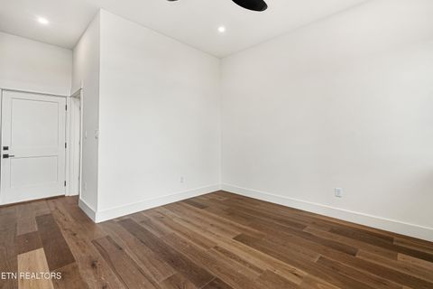 Tiny photo for 3976 Midland Ave, Knoxville, TN 37919 (MLS # 1328297)