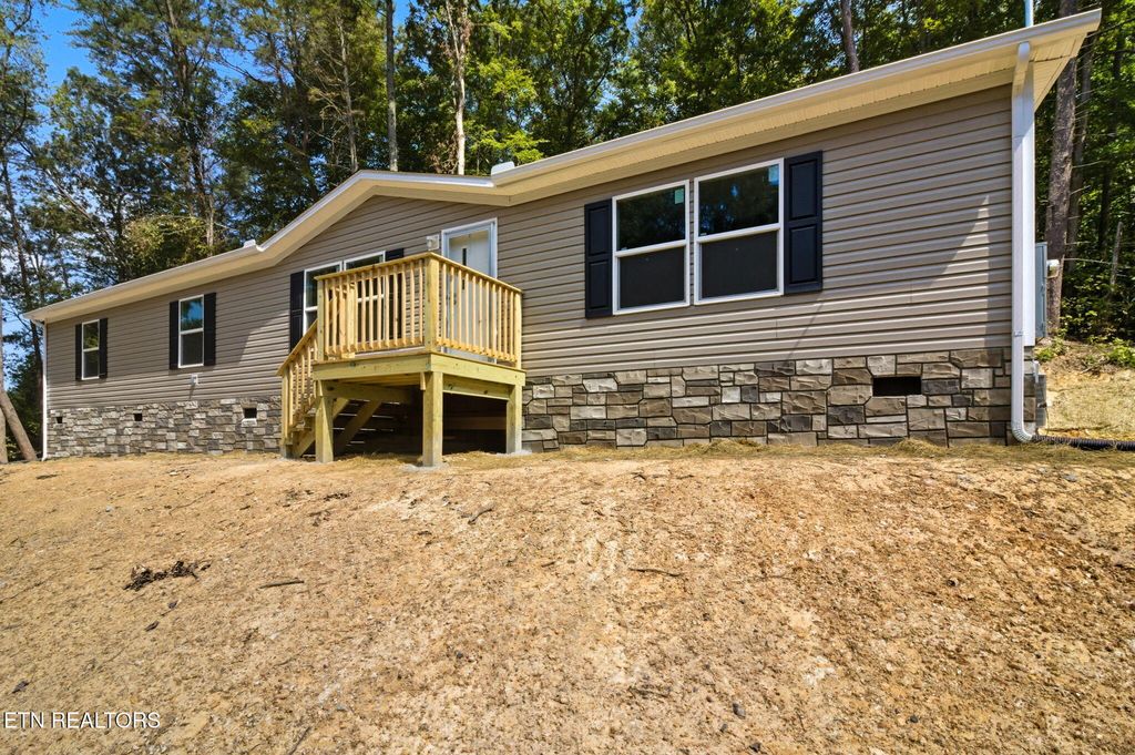 Photo of 208 Deerfoot Rd, Cosby, TN 37722 (MLS # 1315657)