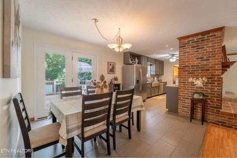 Tiny photo for 1429 Farrington Drive, Knoxville, TN 37923 (MLS # 1349615)