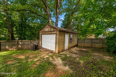 Tiny photo for 1429 Farrington Drive, Knoxville, TN 37923 (MLS # 1349615)