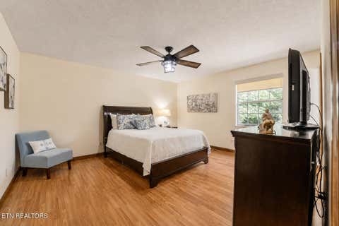 Tiny photo for 1429 Farrington Drive, Knoxville, TN 37923 (MLS # 1349615)