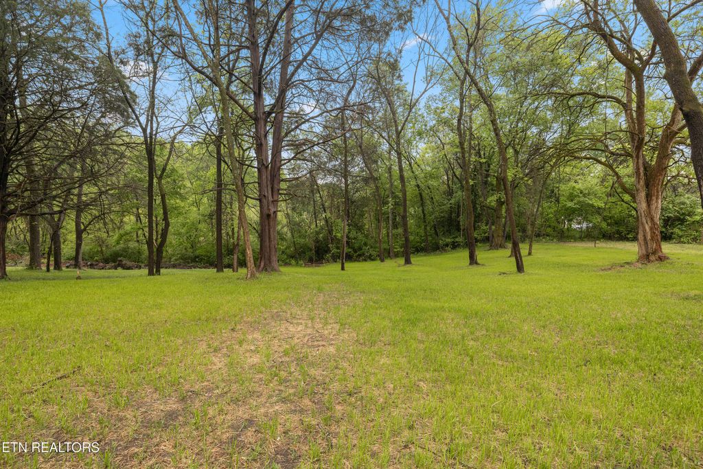 Photo of 10306 Westland Drive, Knoxville, TN 37922 (MLS # 1325777)