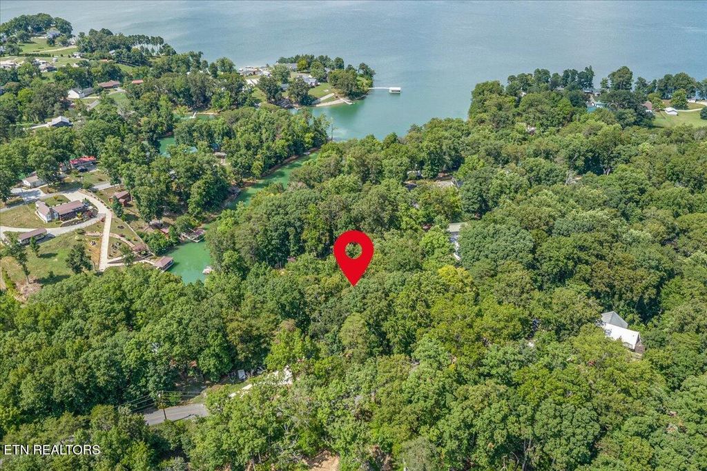 Photo of 1901 Bootbluff Trail Tr, Dandridge, TN 37725 (MLS # 1309360)