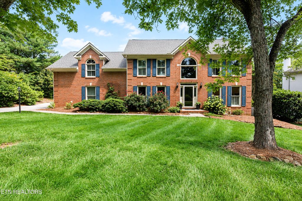 Photo of 1044 Paddington Rd, Knoxville, TN 37922 (MLS # 1345111)