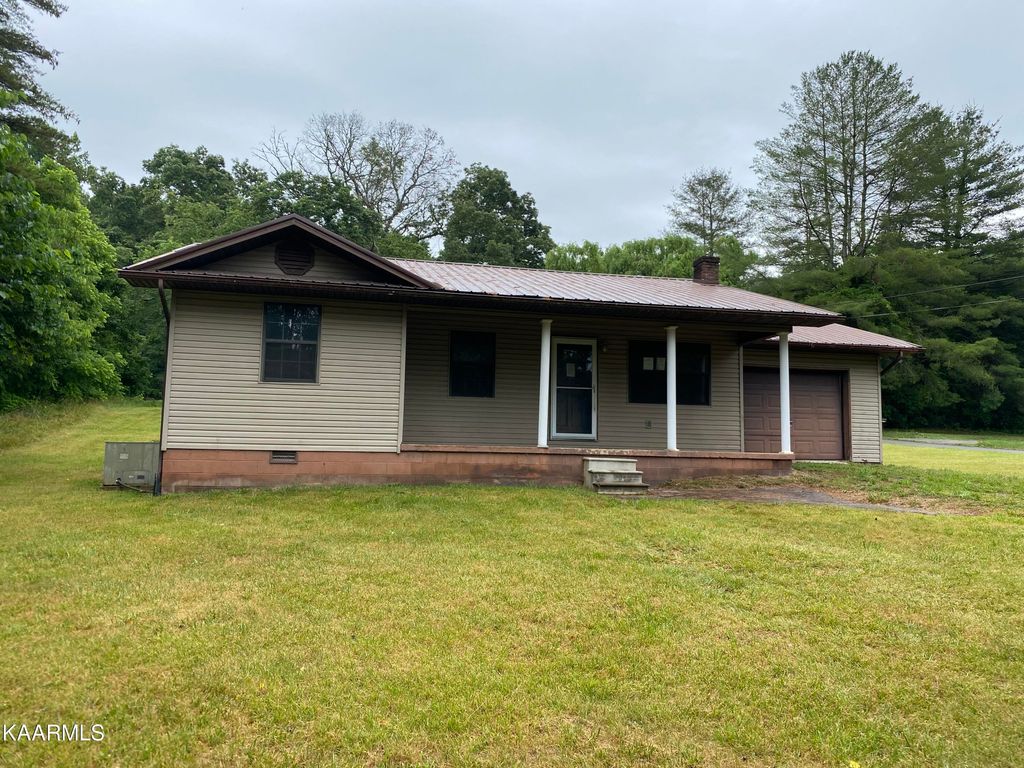 Photo of 106 Apple Drive Drive, New Tazewell, TN 37825 (MLS # 1230781)