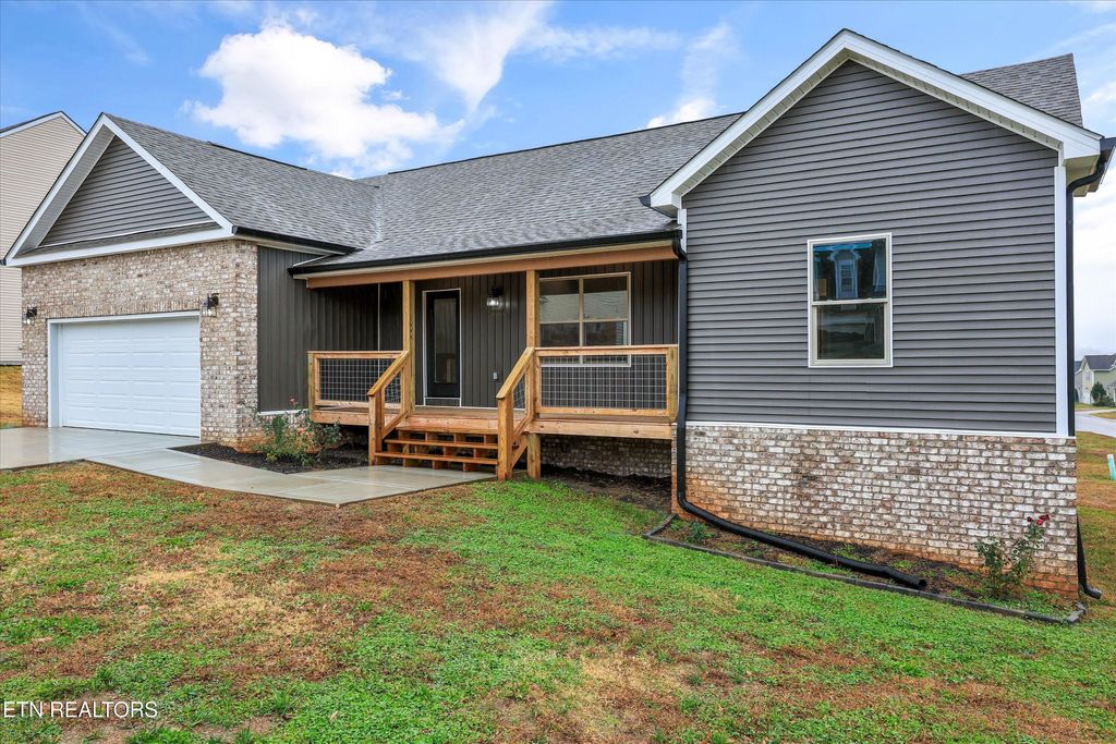 Photo of 2785 Vista Meadows Lane, Sevierville, TN 37876 (MLS # 1322814)