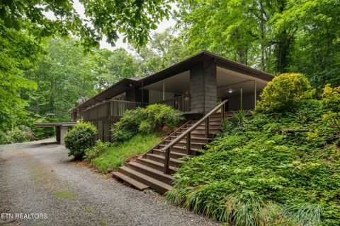 123 Manor Rd Clinton TN 37716
