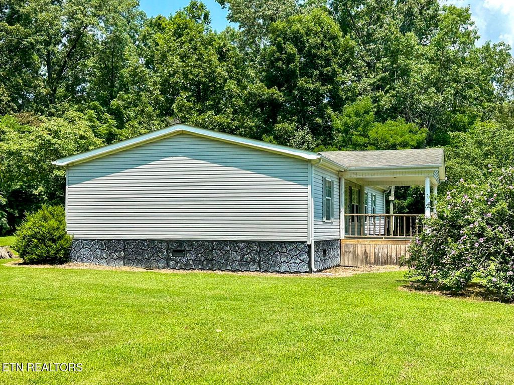 Photo of 1385 Waterfront Drive Drive, Dandridge, TN 37725 (MLS # 1305973)