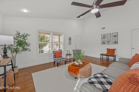 Tiny photo for 106 Ann Cove Lane, Powell, TN 37849 (MLS # 1329770)