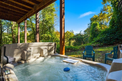 Tiny photo for 333 Sugar View Drive, Sevierville, TN 37876 (MLS # 1360417)