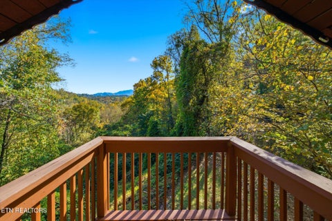 Tiny photo for 333 Sugar View Drive, Sevierville, TN 37876 (MLS # 1360417)