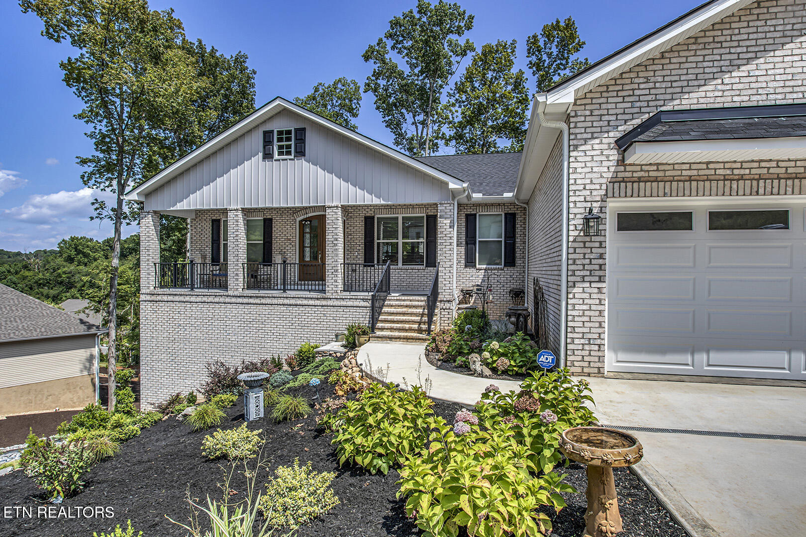 122 Nuhya Way