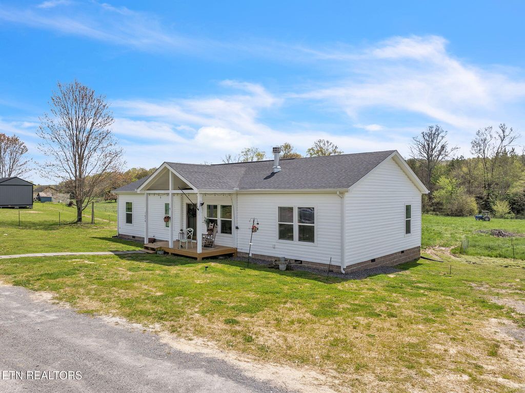 Photo of 1678 Cherry St, Rutledge, TN 37861 (MLS # 1298441)