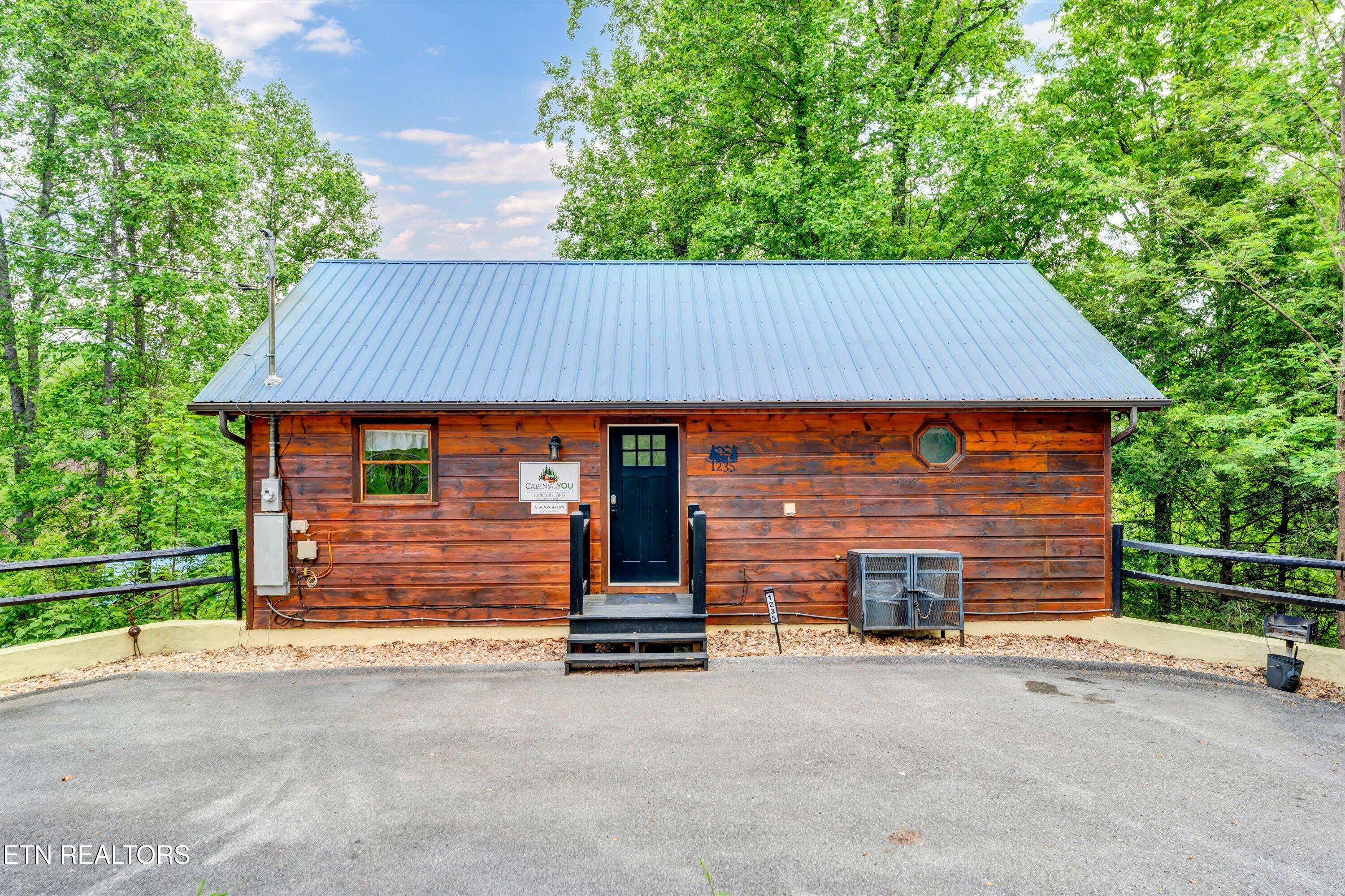 1235 Annes Rd