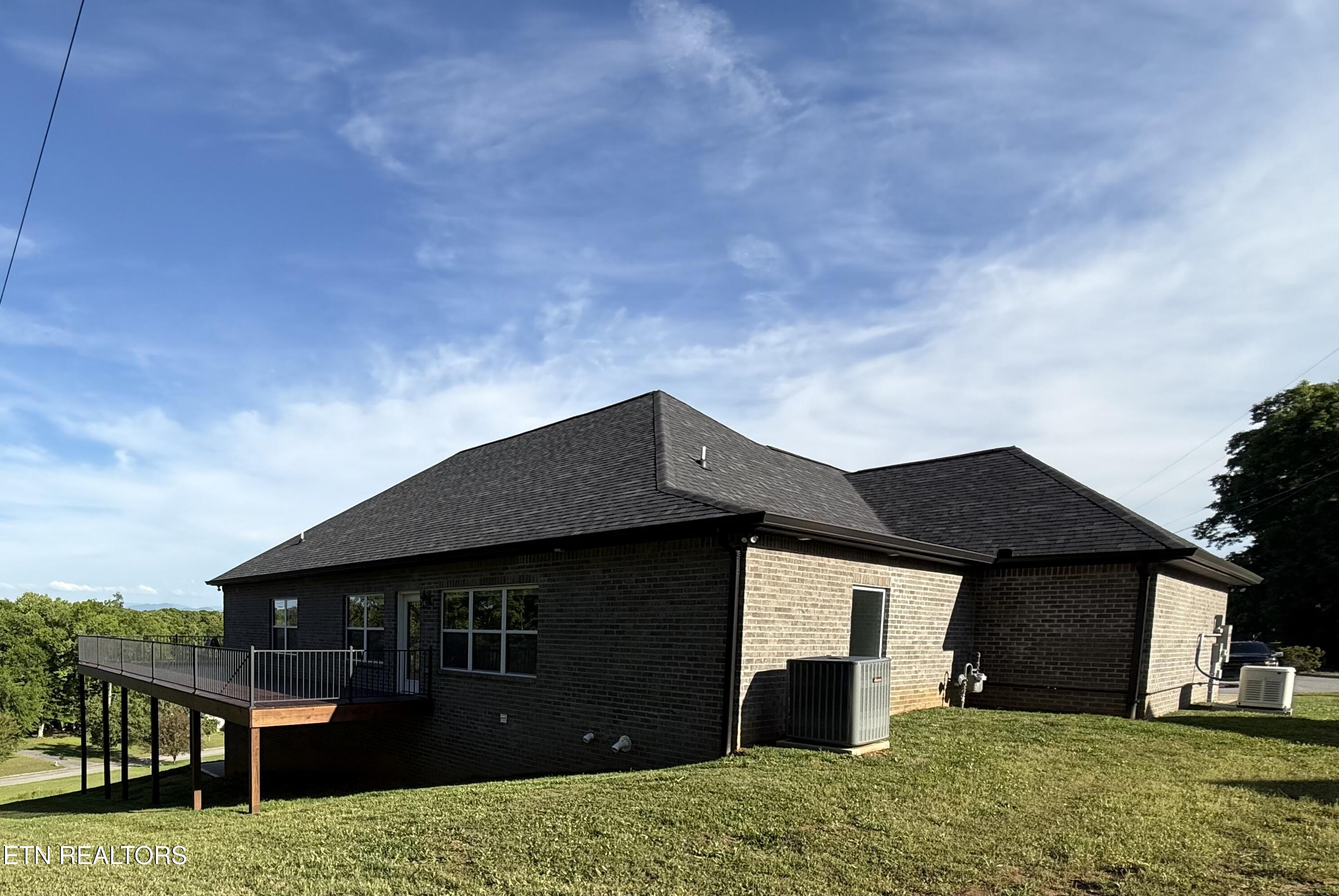 454 Lake Vista Drive
