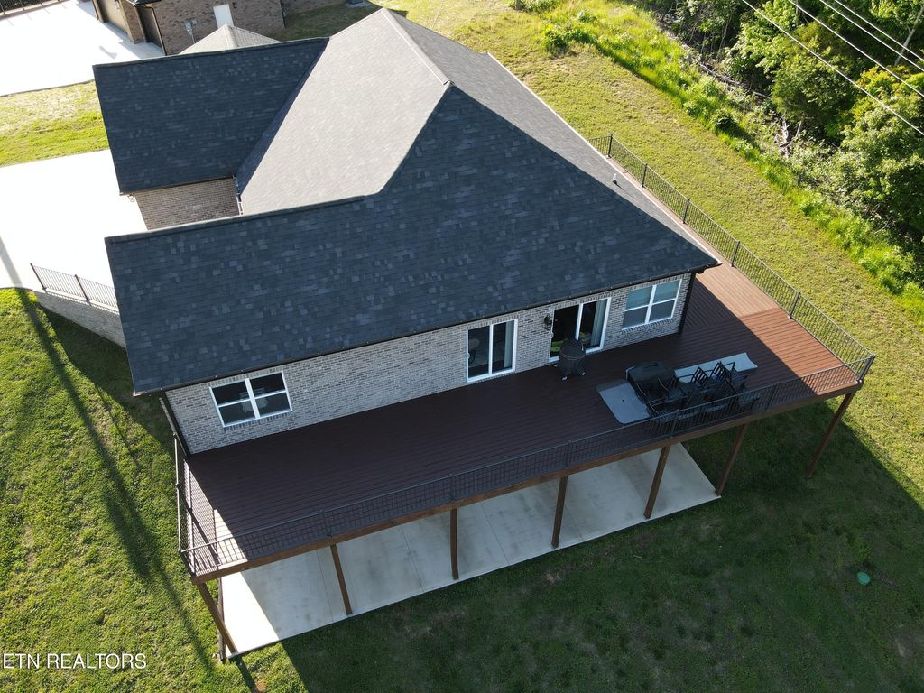 Photo of 454 Lake Vista Drive, Baneberry, TN 37890 (MLS # 1340923)