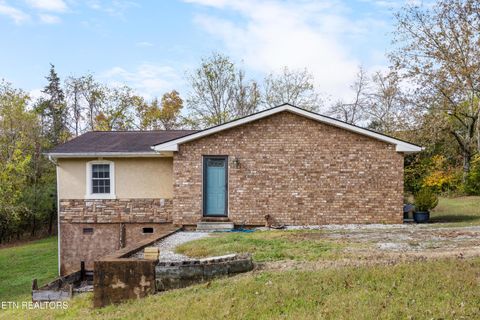 Photo of 425 Davis Rd, Strawberry Plains, TN 37871 (MLS # 1320342)