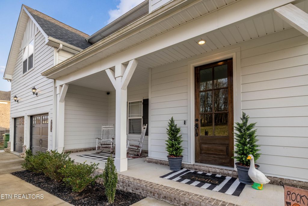 Photo of 420 Holland Springs Drive, Maryville, TN 37803 (MLS # 1329976)