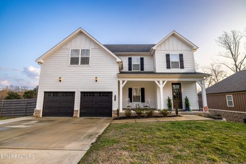 Photo of 420 Holland Springs Drive, Maryville, TN 37803 (MLS # 1329976)