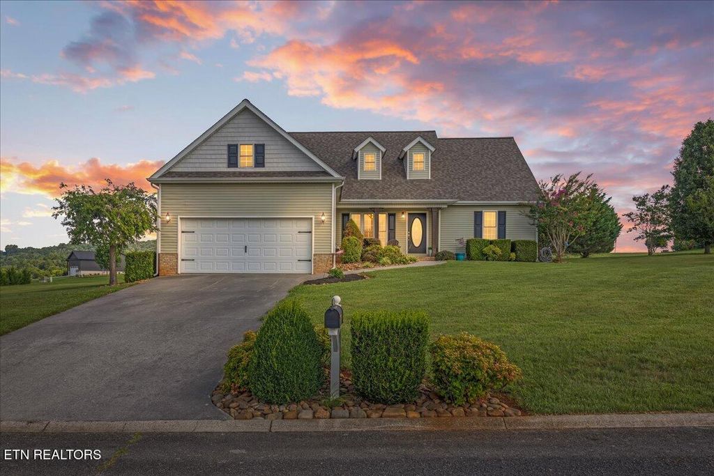 Photo of 300 Moores Way, Madisonville, TN 37354 (MLS # 1349439)