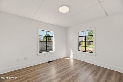 Tiny photo for 507 E Inskip Drive, Knoxville, TN 37912 (MLS # 1323039)