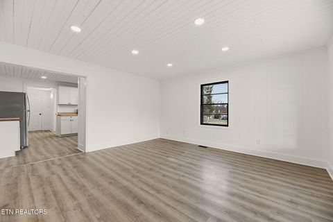 Tiny photo for 507 E Inskip Drive, Knoxville, TN 37912 (MLS # 1323039)