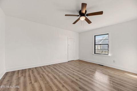 Tiny photo for 507 E Inskip Drive, Knoxville, TN 37912 (MLS # 1323039)