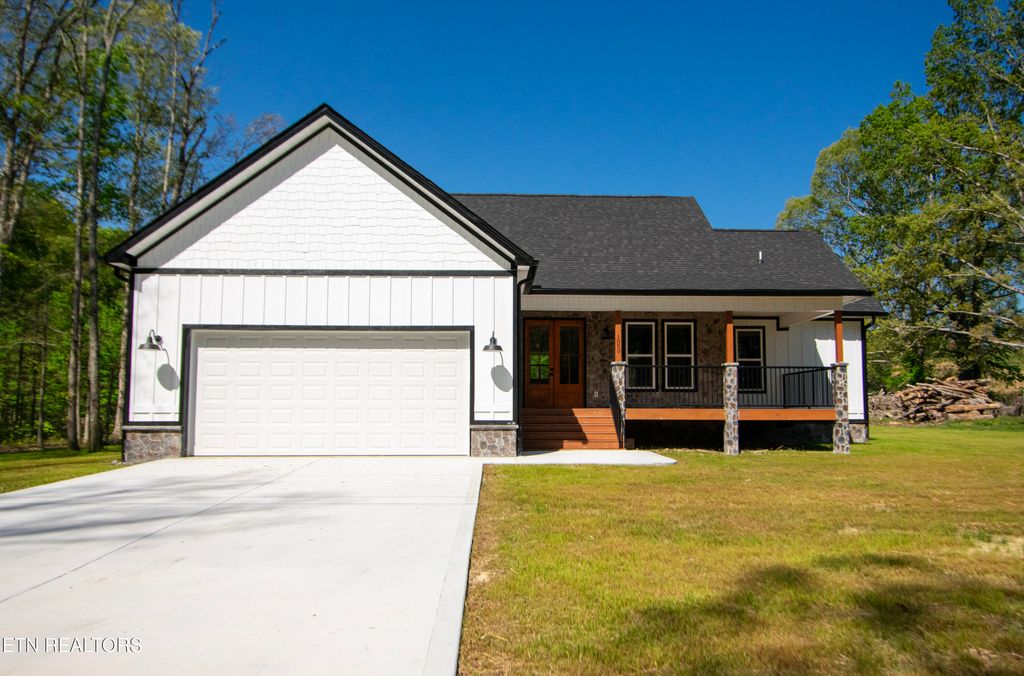 Photo of 1050 Rachel Drive, White Pine, TN 37890 (MLS # 1327849)
