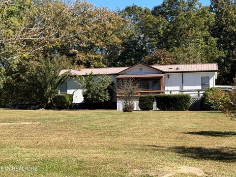 Photo of 145 Florida Ave, Crossville, TN 38572 (MLS # 1360232)