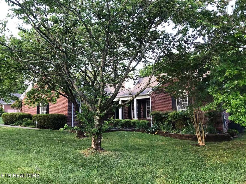 Photo of 306 Rockwell Farm Lane, Farragut, TN 37934 (MLS # 1261026)