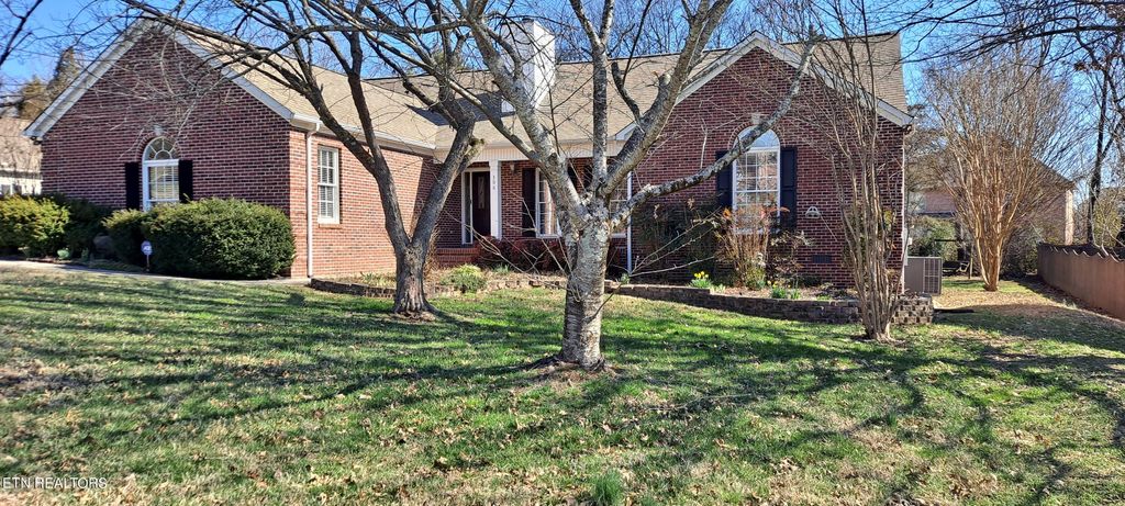 Photo of 306 Rockwell Farm Lane, Farragut, TN 37934 (MLS # 1261026)