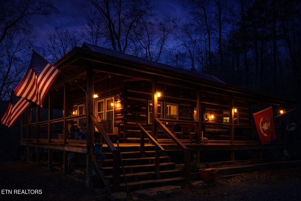 Photo of 132 Sugar Maple Way, Del Rio, TN 37727 (MLS # 1331935)