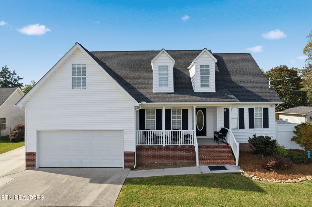 Photo of 4213 Foothills Drive, Knoxville, TN 37938 (MLS # 1319922)