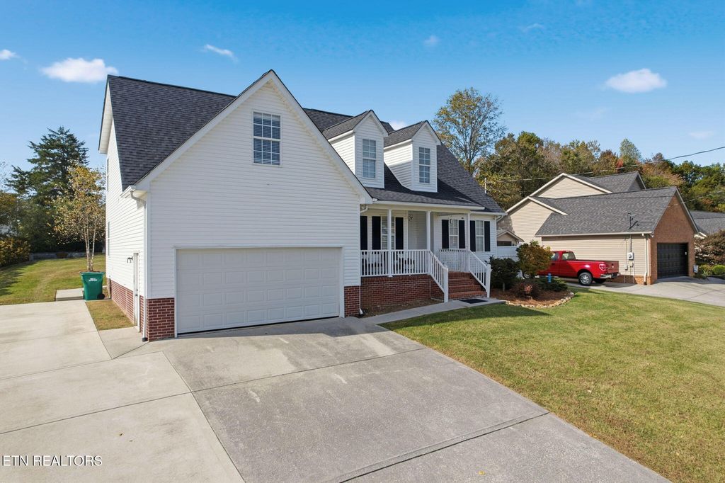 Photo of 4213 Foothills Drive, Knoxville, TN 37938 (MLS # 1319922)