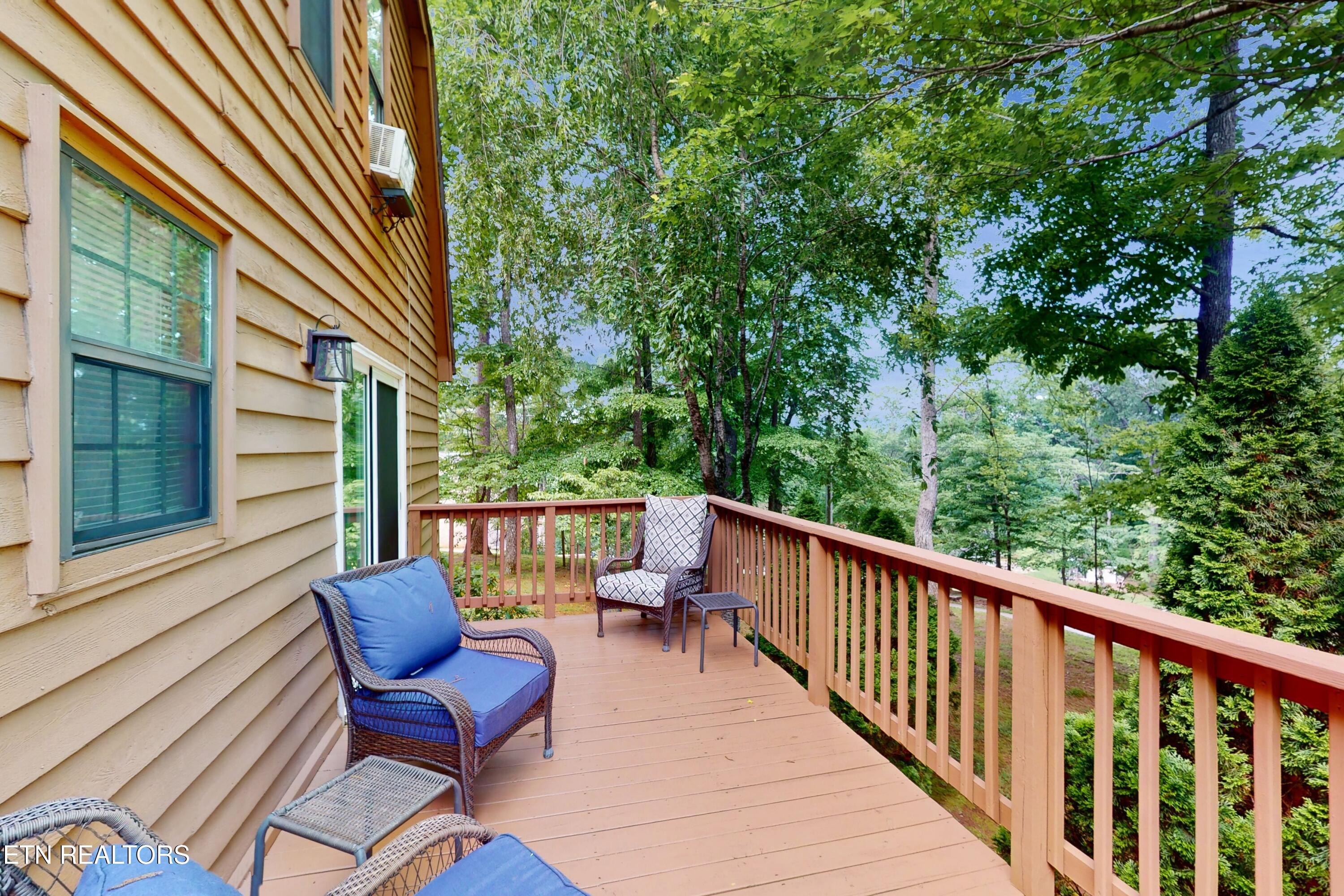247 Lakeview Lane