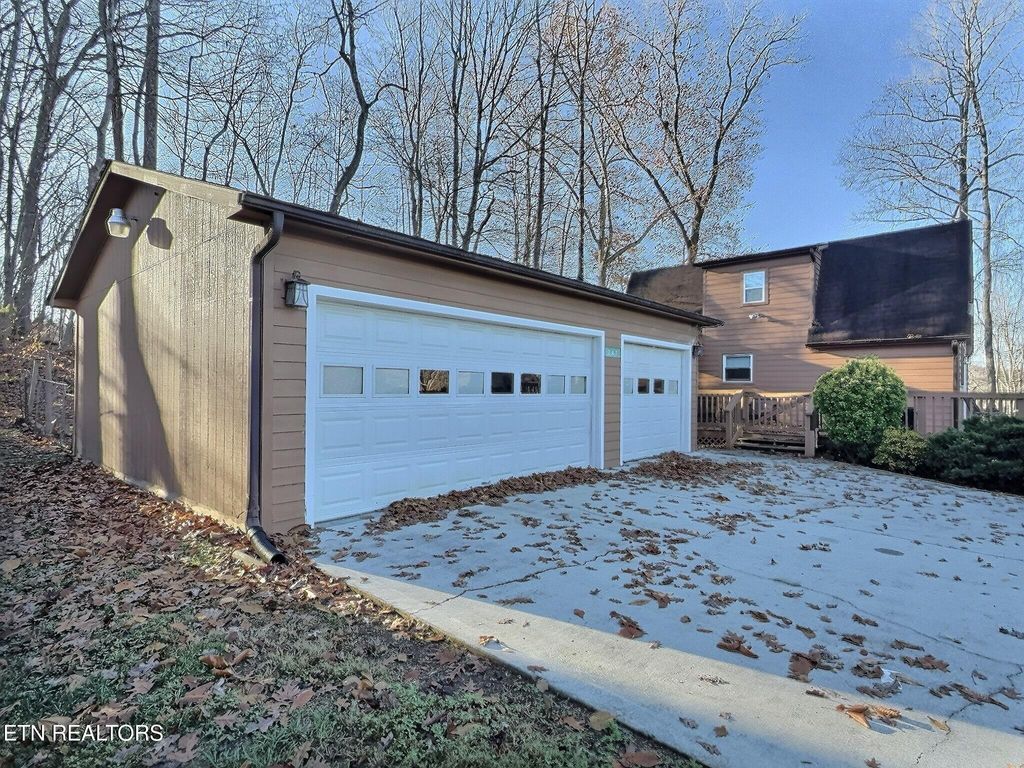 Photo of 247 Lake View Lane, Andersonville, TN 37705 (MLS # 1323140)
