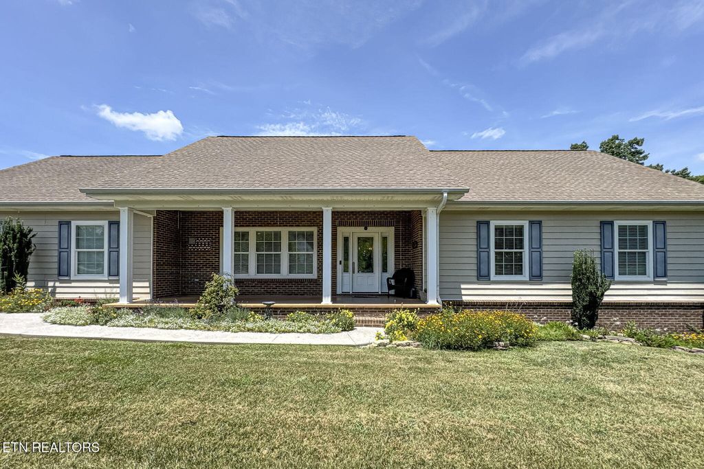Photo of 618 Laurie Leigh Lane, Dandridge, TN 37725 (MLS # 1328878)