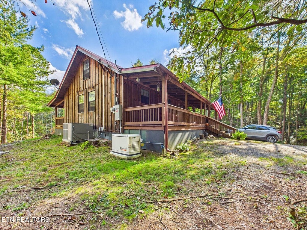 Photo of 142 Rivendell Lane, Tellico Plains, TN 37385 (MLS # 1359636)