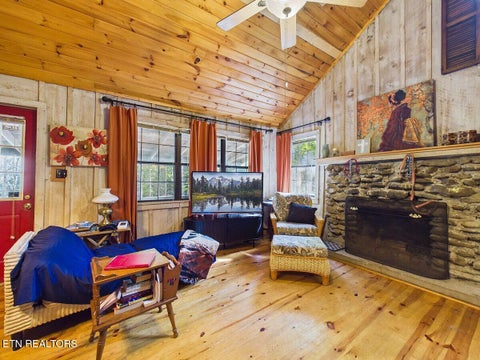 Tiny photo for 142 Rivendell Lane, Tellico Plains, TN 37385 (MLS # 1359636)