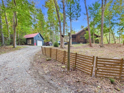 Photo of 142 Rivendell Lane, Tellico Plains, TN 37385 (MLS # 1359636)