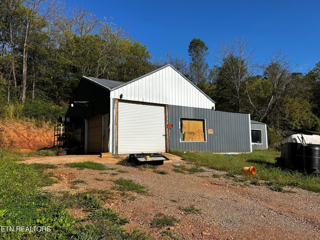 Photo of 3225 New Hwy 68, Madisonville, TN 37354 (MLS # 1317485)