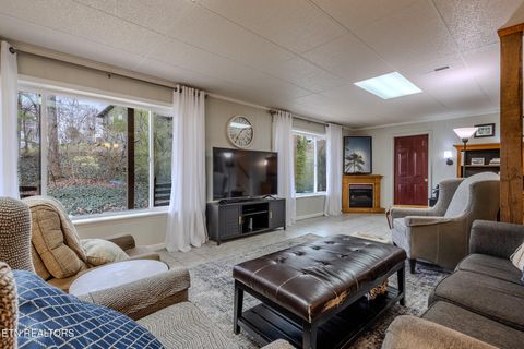 Tiny photo for 116 Hillwood Drive, Harriman, TN 37748 (MLS # 1326025)